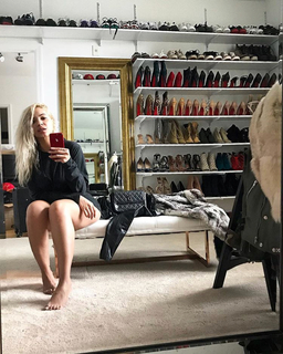 Stephanie Santiago feet photo 8
