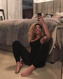 Stephanie Santiago feet photo 3