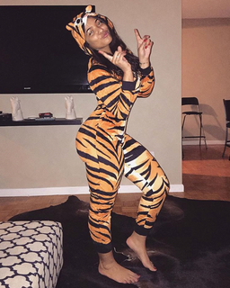 Stephanie Santiago feet photo 19