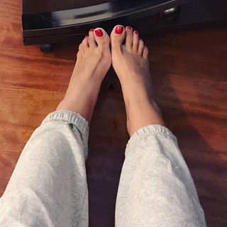 Stephanie Santiago feet photo 17