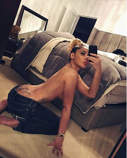 Stephanie Santiago feet photo 11