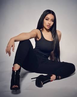 Stephanie Santiago feet photo 6