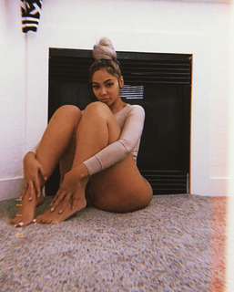Stephanie Santiago feet photo 10
