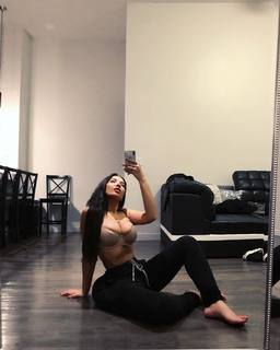 Stephanie Santiago feet photo 2