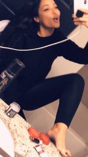 Stephanie Santiago feet photo 14