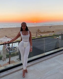 Stephanie Santiago feet photo 20