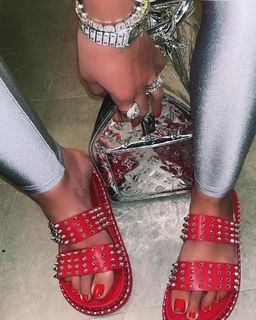 Stephanie Santiago feet photo 17