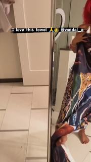 Stephanie Santiago feet photo 3
