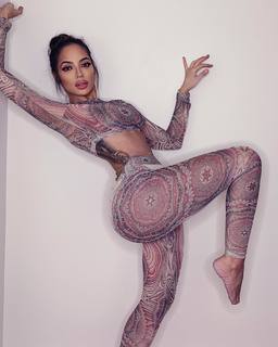 Stephanie Santiago feet photo 6