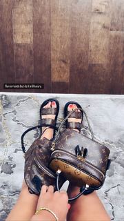 Stephanie Santiago feet photo 16