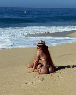Stephanie Santiago feet photo 20