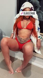 Stephanie Santiago feet photo 18