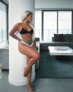 Stephanie Santiago feet photo 6