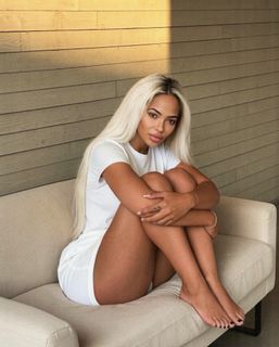 Stephanie Santiago feet photo 4