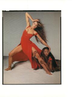 Stephanie Seymour feet photo thumbnail