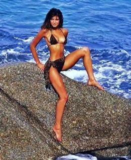 Stephanie Seymour feet photo thumbnail