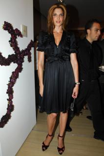 Stephanie Seymour feet photo thumbnail