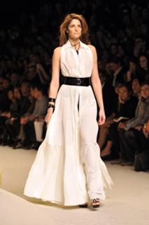 Stephanie Seymour feet photo thumbnail