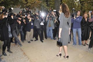 Stephanie Seymour feet photo thumbnail