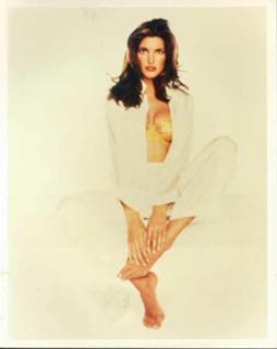 Stephanie Seymour feet photo thumbnail