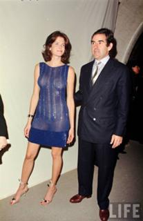 Stephanie Seymour feet photo thumbnail