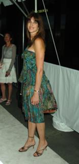 Stephanie Seymour feet photo thumbnail