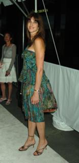 Stephanie Seymour feet photo thumbnail