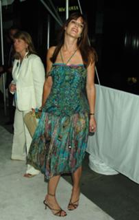 Stephanie Seymour feet photo thumbnail