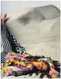 Stephanie Seymour feet photo thumbnail