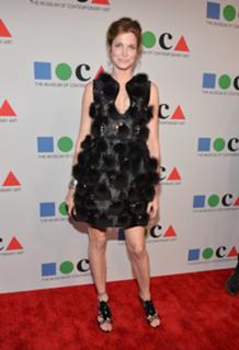 Stephanie Seymour feet photo thumbnail