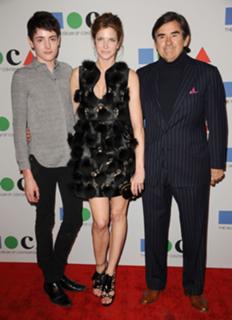 Stephanie Seymour feet photo thumbnail