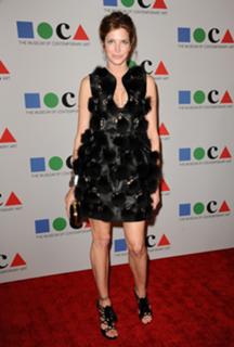 Stephanie Seymour feet photo thumbnail