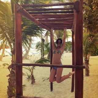 Stephanie Sigman feet photo thumbnail