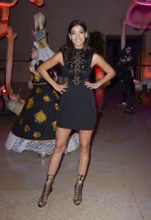 Stephanie Sigman feet photo thumbnail