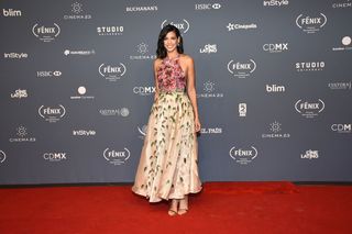 Stephanie Sigman feet photo thumbnail