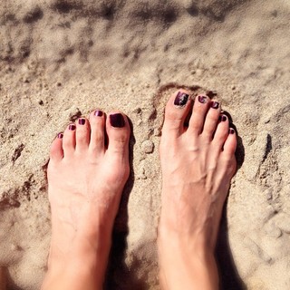 Stephanie Sigman feet photo thumbnail