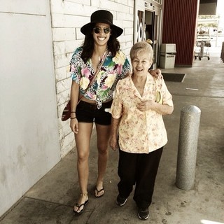 Stephanie Sigman feet photo thumbnail