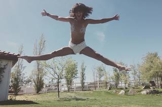 Stephanie Sigman feet photo thumbnail