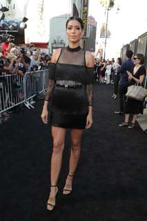 Stephanie Sigman feet photo thumbnail