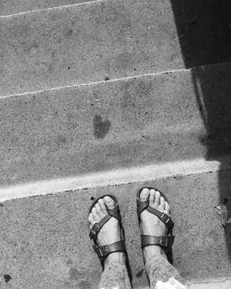 Stephanie Sigman feet photo thumbnail