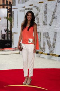 Stephanie Sigman feet photo thumbnail