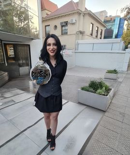 Stephanie Vaquer feet photo thumbnail