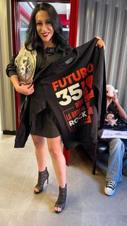 Stephanie Vaquer feet photo thumbnail