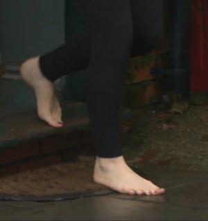 Stephanie Waring feet photo 20