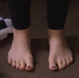 Stephanie Waring feet photo 19