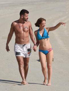 Stephanie Waring feet photo 7
