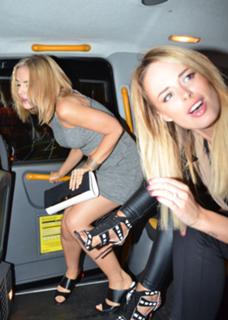Stephanie Waring feet photo 7