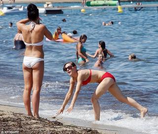 Stephanie Waring feet photo 2