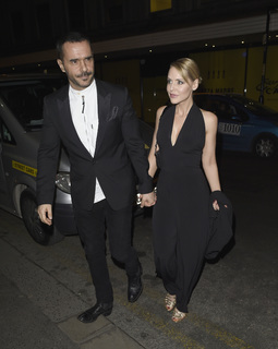 Stephanie Waring feet photo 4