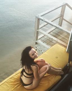 Stevie Lynn Jones feet photo 3